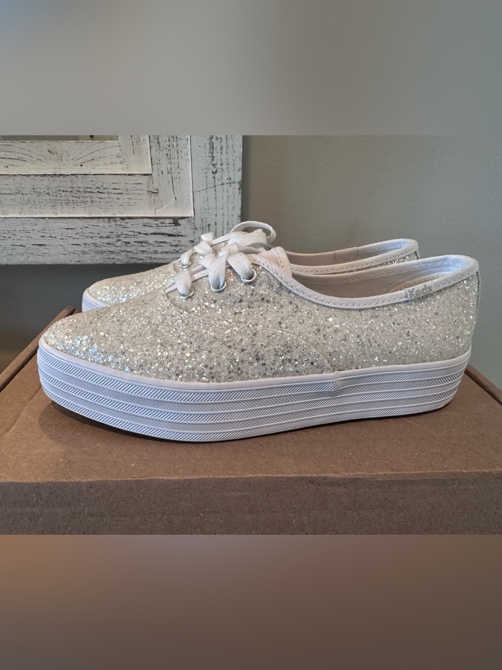 Keds Triple Decker White Glitter Platform Sneakers Women’s Size 7 NEW